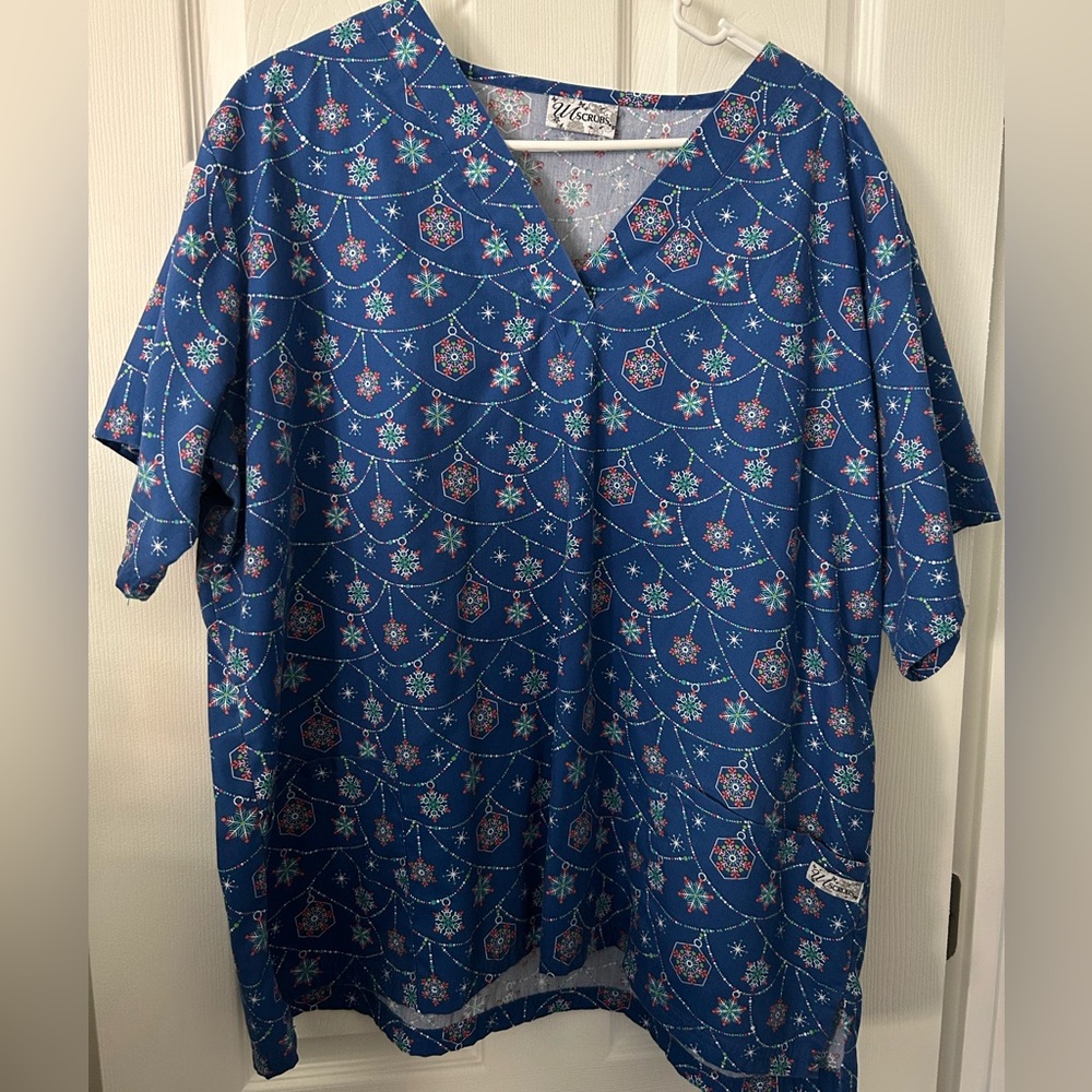 Christmas scrub top royal blue size XL